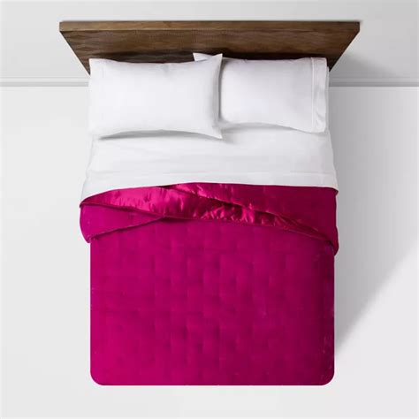 King Velvet Tufted Stitch Quilt Hot Pink Opalhouse™ Velvet Bedspread Comforters Cozy Tufted