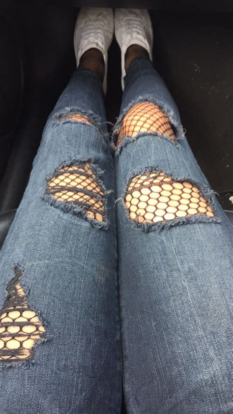 Ripped Jeans And Fishnet Tights Jeans Outfit Women Crop Top With