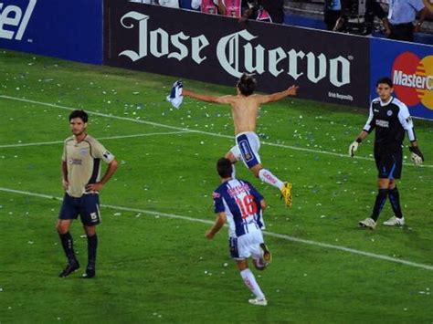 Rubén romeo corbo fue el primer rayado en anotar un 'hat trick' en una liguilla. Cruz Azul y sus HISTÓRICAS E INOLVIDABLES Cruzazuleadas ...