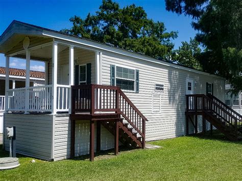 Maybe you would like to learn more about one of these? Cottage Rentals in Astor, Florida | Lodging | Castaways on ...