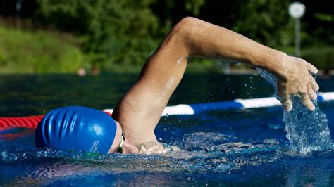Fotos Gratis Nadar Ocio Nadando Nadador Gatear Deporte Acuático