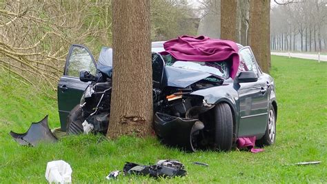 Turnhoutsebaan Tussen Goirle En Tilburg Dicht Na Dodelijk Ongeluk