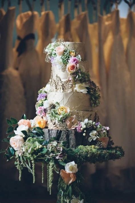 35 Unique Woodland Wedding Cakes To Get Inspired Weddingomania Weddbook
