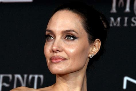 angelina jolie s divorce is making it harder to direct films