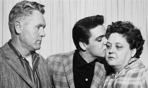 Elvis Presley Did Not Take Drugs Father Vernon Presley On Days