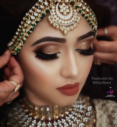 Golden Smokey Eyes Paired With A Dull Red Lip 💗💗 Bridal Makeup Ideas