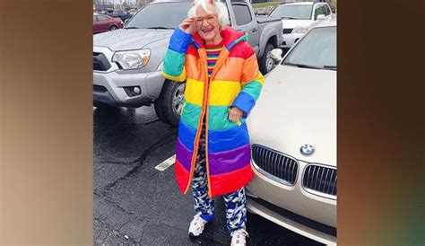 Facebook Viral Mujer De 92 Años Se Convierte En Toda Una Influencer Tras Vestirse Como