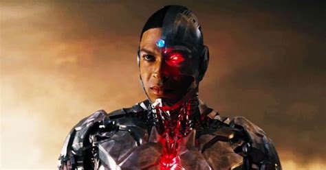 ‘justice League New Zack Snyder Cut Image Teases Cyborg Origin Story Heroic Hollywood