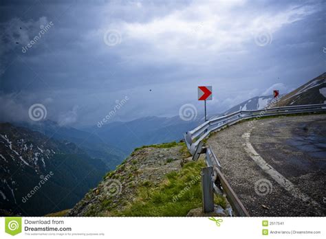 Mountain Road Curve Stock Image 2517541