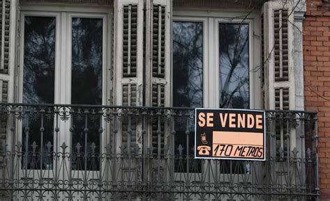 Inmuebles en venta y alquiler. Vender casa por tu cuenta... o mejor llamar a un agente ...