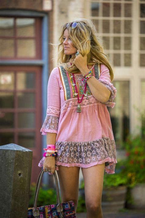 Splendid Hippie Style Ideas For Women To Try Right Now Hippie Chic