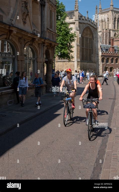 Bicycling In Cambridge Hi Res Stock Photography And Images Alamy