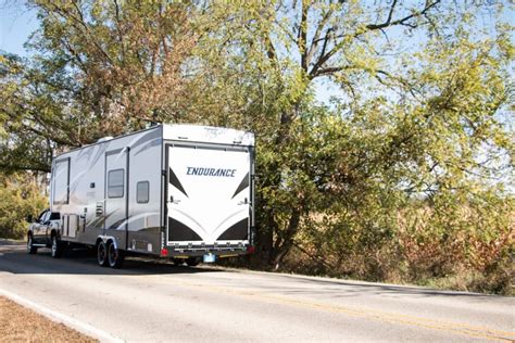5th wheel vs travel trailers (full and detailed comparison). Choosing Your RV: Fifth Wheel vs. Travel Trailer Camping World