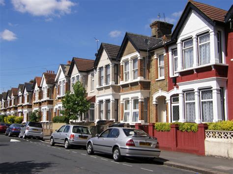 Pretty Terraced Houses In Leytonstone A Picture From Liverpool Street