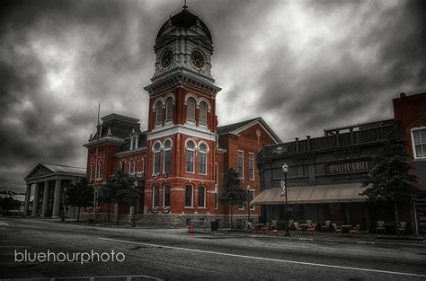 This site has been created as a public service to give you an overview of the functions and services provided by covington county governmental units and elected officials. Newton County courthouse, Covington, GA colorsplash...