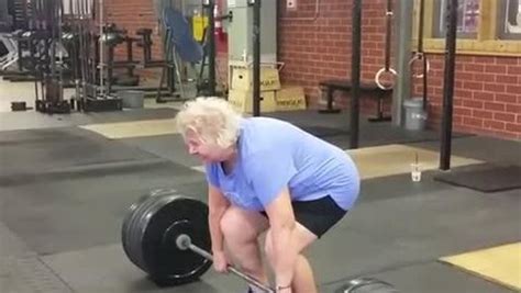 Eldery Woman Deadlifts Two Hundred Twenty Pound Weight Video Dailymotion