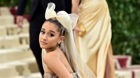 Ariana Grande Reageert Met Foto Op Overlijden Ex Mac Miller