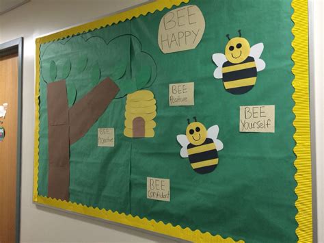 Bumble Bee Bulletin Board Bee Bulletin Boards Bee Happy Bee