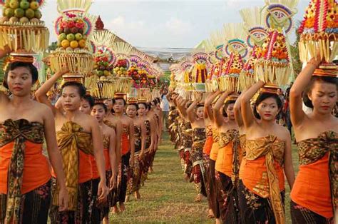 Les Cérémonies Balinaises Et Leur Calendrier Bali Authentique