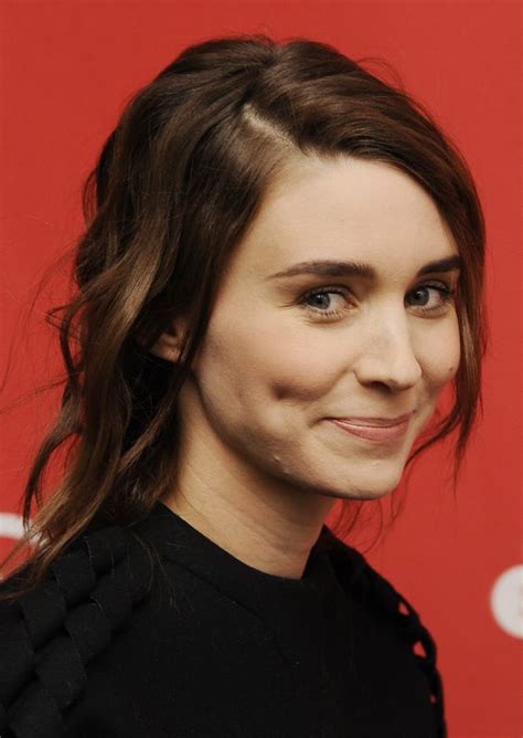 Rooney mara, who plays tiger lily in pan | paula schwartz photo. ルーニーマーラのかわいい&美人画像!身長・結婚/彼氏(恋人)・年齢などのwiki! | ほのぼのニュース