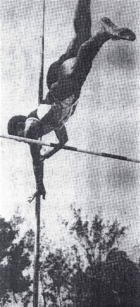 O salto com vara surgiu na europa. Atletismo: Salto com Vara - "Nambauane" de Victor Pinho ...