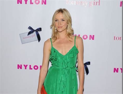 Who Is Jessy Schram Know Everything About Her