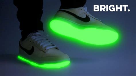This Nike Shoe Glows In The Dark Heres How Youtube