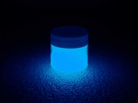 Phosphorescent Glow in the Dark Powder Pigment - Blue | GLO Effex