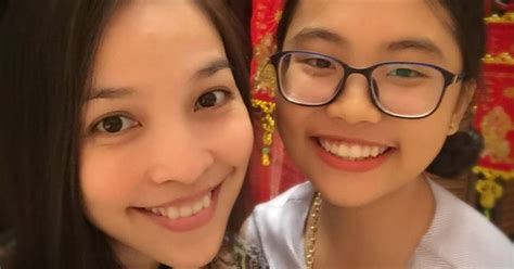 Không còn quyền lựa chọn thí sinh nào nổi bật hơn, gương mặt nào xứng đáng hơn như ở vòng thi đối đầu, dàn. Phương Mỹ Chi tái hợp với Hiền Thục, "đập tan" tin đồn vô ...