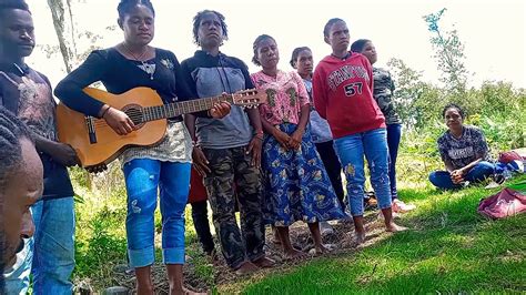 Lagu Rohani Bahasa Daerah Papua Youtube