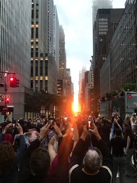 New Yorkers Have Been Sharing Their Manhattanhenge Pics Express And Star