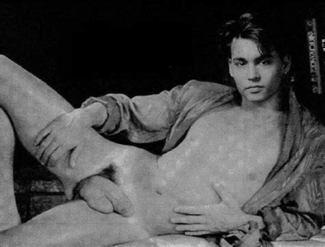 Celebrity Male Naked Johnny Depp Hotnupics