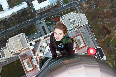 This Russian Girl Takes The Most Dangerous Selfies Freeyork