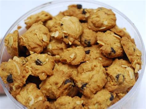 Cara penyediaan biskut cornflakes badam rangup : Biskut Rangup Mazola Berempah | Resep biskuit, Resep ...