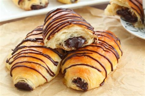 Pain Au Chocolat Chocolate Croissants Made From Scratch