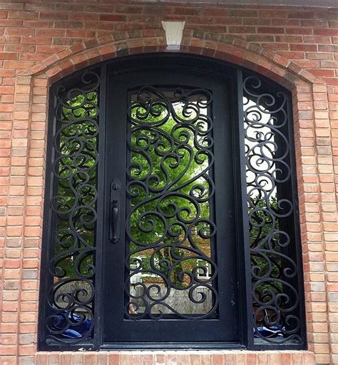 In addition to this, you get upscale elegance. Iron Doors New York | Portas