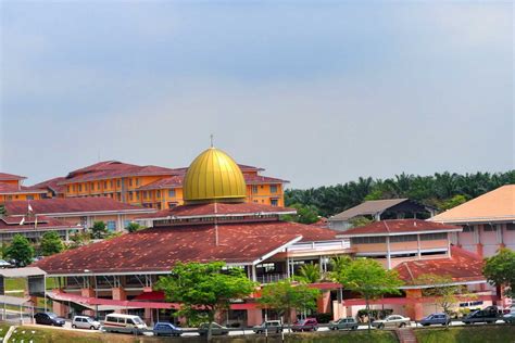 Sila semak di laman web bahagian matrikulasi kpm. KEMBARA MIMPI DAN REALITI: KOLEJ MATRIKULASI PERAK