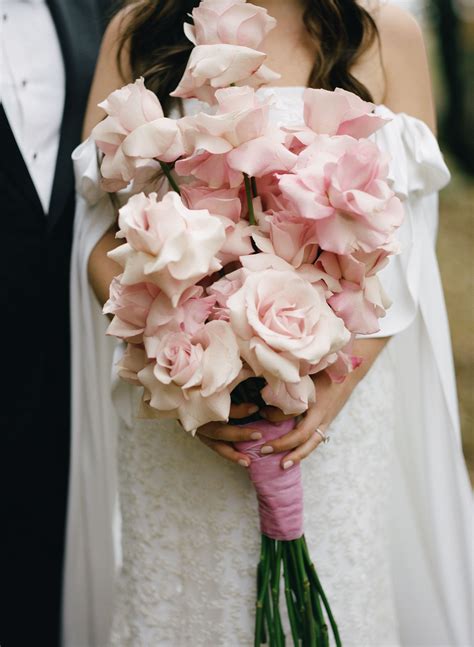 20 Pretty Pink Wedding Bouquets For Every Style Bride