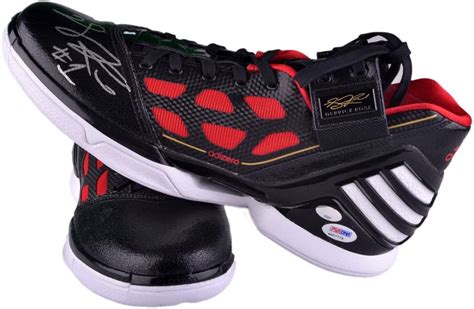 Derrick Rose Autographed Sneaker Comes W Unsigned Sneaker PSA DNA Certified Autographed