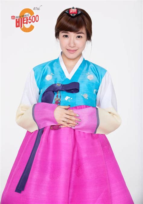 Meet Snsd In Their Colorful Hanbok Costumes Wonderful Generation