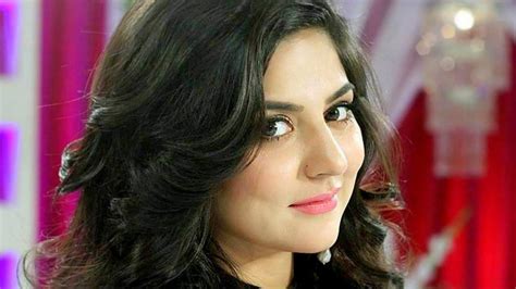 Pakistani Actress Wallpapers Top Free Pakistani Actress Backgrounds Wallpaperaccess