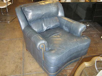 Leather paint for sofa stunning painting furniture spray couch. Leather Furniture | Learn How To Refinish Furniture