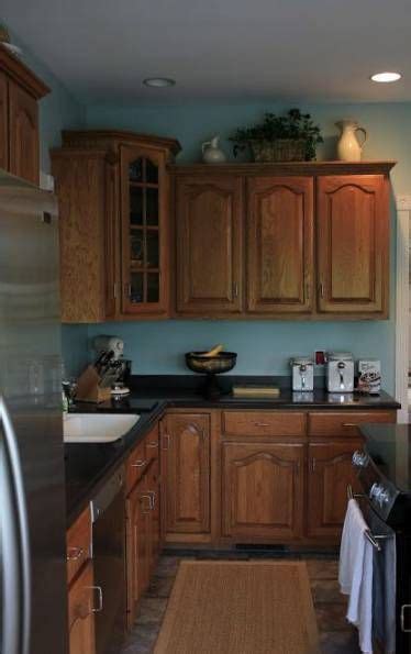 5 top wall colors for kitchens with oak cabinets hometalk if you have oak or honey toned wood cabinets and want to refresh your kitchen consider painting the walls in today s neutrals such as soft blue grays greens and neutral beiges you might want to rethink your kitchen colors when you see. 45+ Ideas For Kitchen Ideas Blue Walls Oak Cabinets | Blue ...