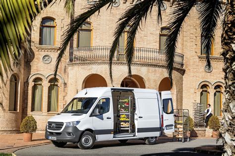 Mercedes Benz Sprinter 2018 Das Ist Der Neue Sprinter Fotostrecke