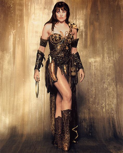 Lucy Lawless Anyone Who Was Alive In The 90s Remembers Xenaand What A Trip That Was