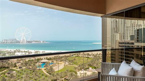 Luxury Dubai Hotels Le Royal Meridien Beach Resort And Spa Letsgo2