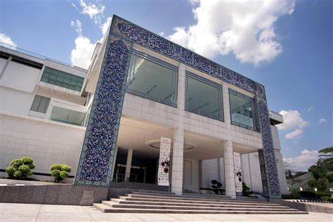 Book tickets + skip the line at islamic arts museum malaysia, national museum head to islamic arts museum malaysia, a celebrated cultural center in kuala lumpur's main tourist district. The 10 Best Islamic Arts Museum Malaysia Tours & Tickets ...