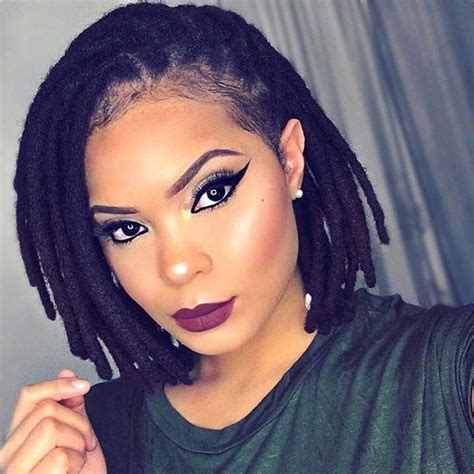 25 Bob Hairstyles For Black Women That Are Trendy Right Now Bob Hairstyles Curly Bob