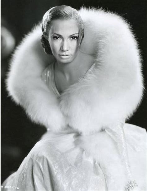 Jennifer Lopez In Fox Fur Stole By Foxyfur61 On Deviantart