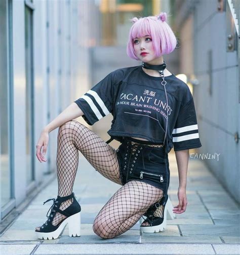 30 Pastel Goth Looks For This Summer Pastel Goth Outfits Goth